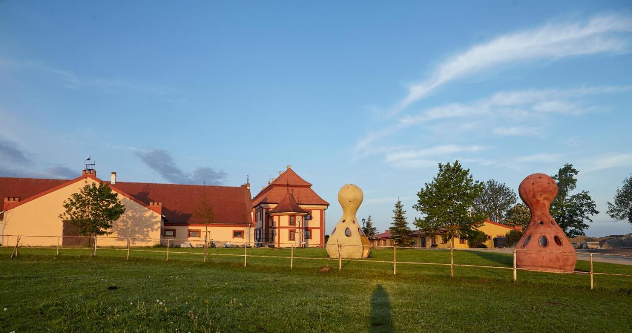 Residence Safari Resort - Chateau Borovany  Exterior foto